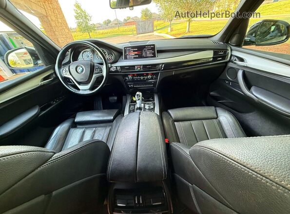 5UXKR0C32H0V75733 2017 BMW X5 Silver Rear seats view