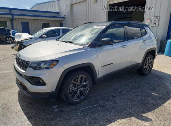 3C4NJDCN4TT188174 2026 JEEP COMPASS Silver 