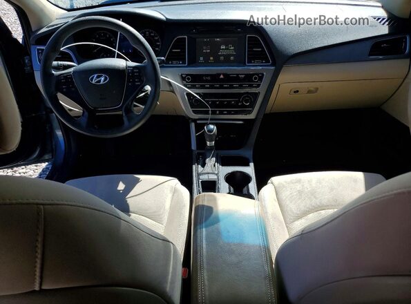 5NPE24AF4HH444796 2017 HYUNDAI SONATA Blue Widok zestawu wskaźników