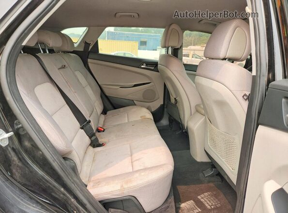 KM8J33A49JU712589 2018 HYUNDAI TUCSON Black ძრავის განყოფილების ხედი