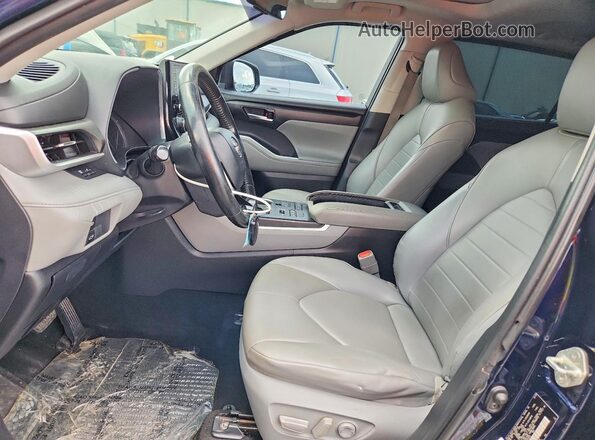 5TDHZRBH4LS041670 2020 TOYOTA HIGHLANDER Blue Вид панелі приладів