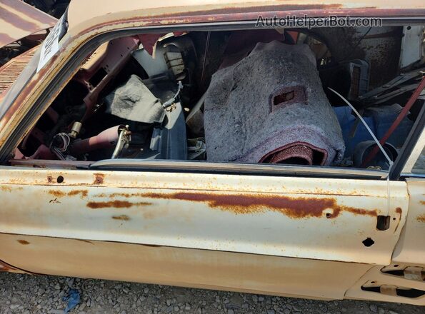 7F01T105449 1967 FORD MUSTANG Beige Front interior view
