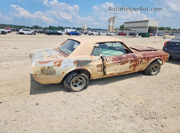 7F01T105449 1967 FORD MUSTANG Beige Rear right