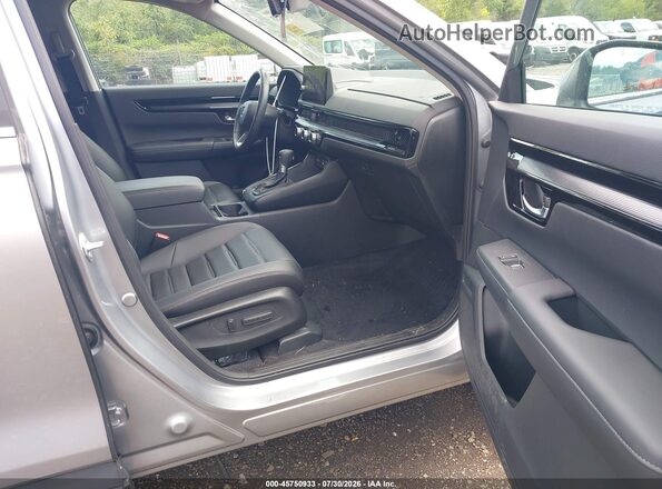 7FARS4H76SE010244 2025 HONDA CR-V Silver Widok wnętrza z przodu