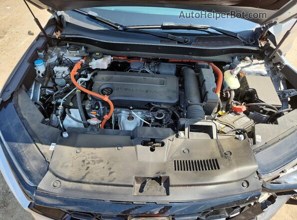 7FARS5H5XPE010100 2023 HONDA CR-V Silver Rear interior view