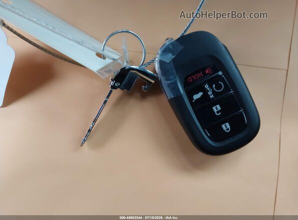 7FARS5H88TE011704 2026 HONDA CR-V Silver Widok deski rozdzielczej
