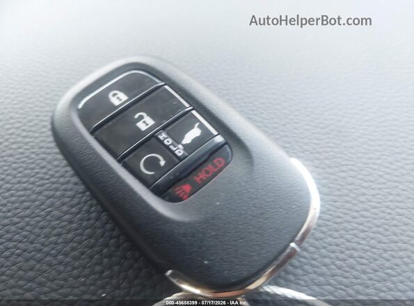 7FARS6H82TE069751 2026 HONDA CR-V Silver Widok deski rozdzielczej