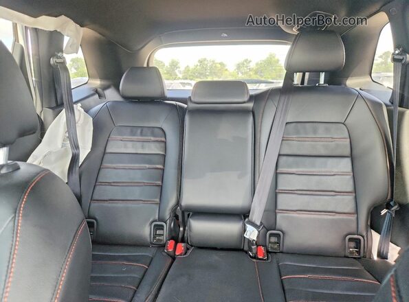 7FARS6H88SE012131 2025 HONDA CR-V White Rear seats view