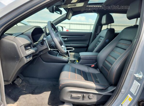 7FARS6H88SE022206 2025 HONDA CR-V Серебряный Вид салона спереди