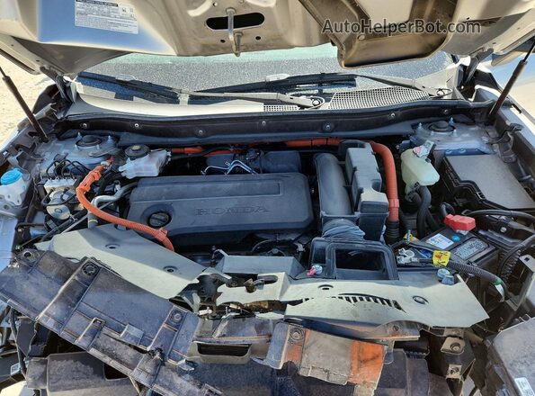 7FARS6H97PE000388 2023 HONDA CR-V Silver Vista del compartimento del motor