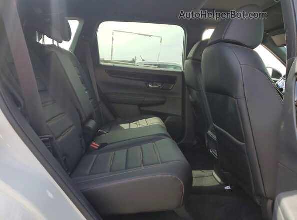 7FARS6H97TE120606 2026 HONDA CR-V White Widok wnętrza z tyłu