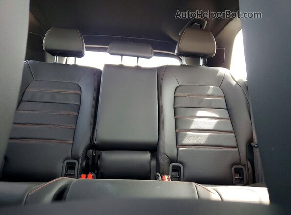 7FARS6H97TE120606 2026 HONDA CR-V White Widok tylnych siedzeń