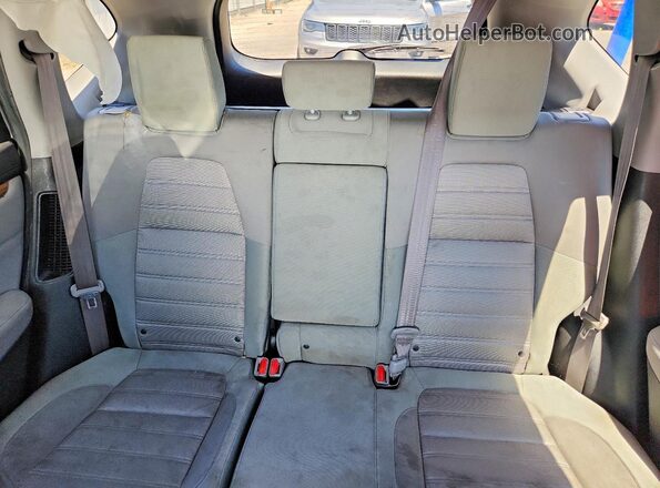 7FART6H5XME018860 2021 HONDA CR-V Silver Rear seats view