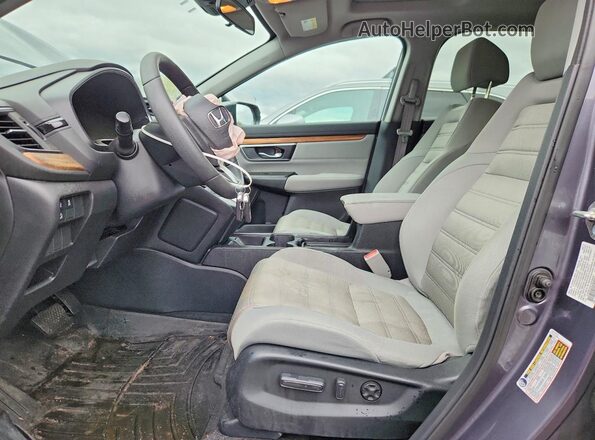 7FARW1H51HE040407 2017 HONDA CR-V Silver Front interior view