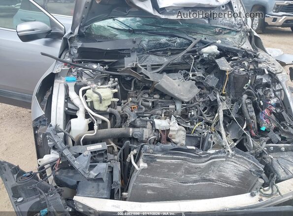 7FARW1H89HE022795 2017 HONDA CR-V Silver Вид спереду