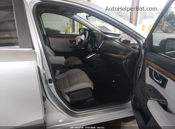 7FARW2H53JE044258 2018 HONDA CR-V Silver Front interior view