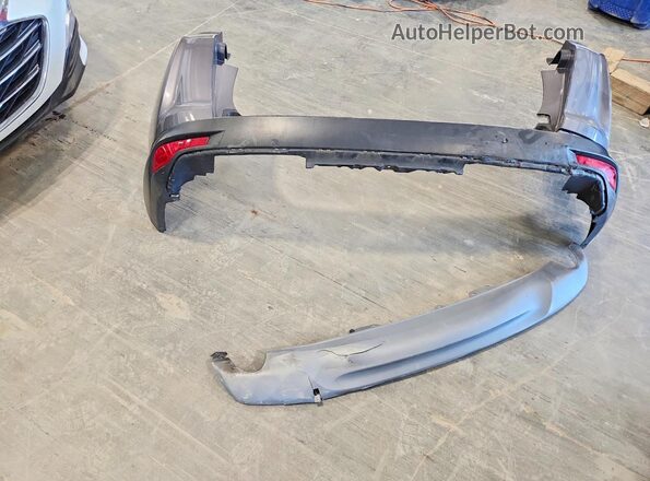 7FARW2H58JE076896 2018 HONDA CR-V Gray Engine compartment view