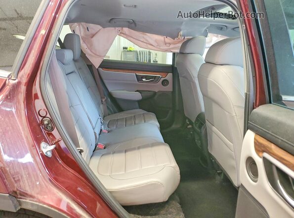 7FARW2H82JE069100 2018 HONDA CR-V Maroon Rear interior view