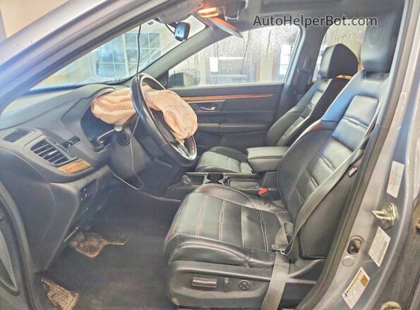 7FARW2H83JE000402 2018 HONDA CR-V Silver Սալոնի դիմացի տեսք