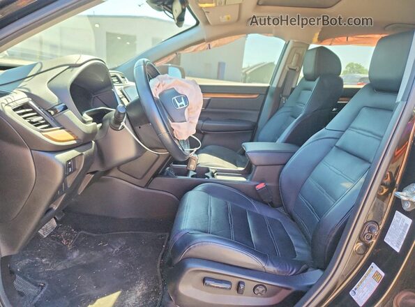 7FARW2H85JE038424 2018 HONDA CR-V Green Front interior view
