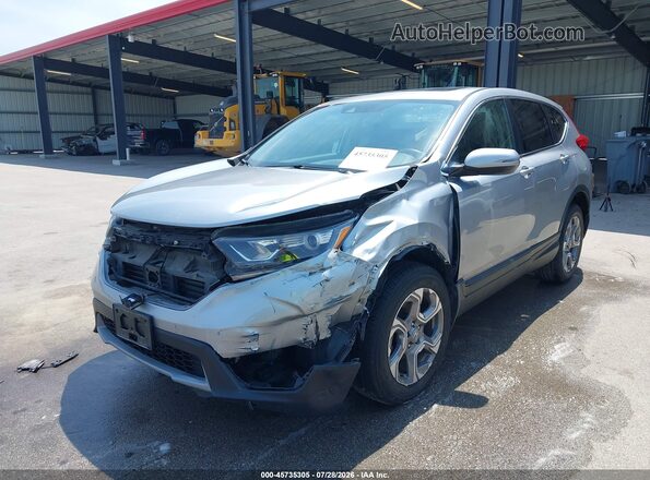 7FARW2H87JE053538 2018 HONDA CR-V Silver Widok z przodu