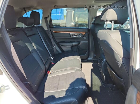 7FARW2H87NE003082 2022 HONDA CR-V White Widok tylnych siedzeń