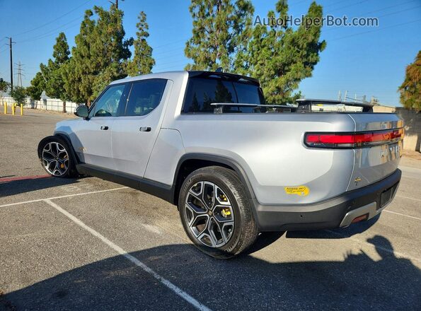 7FCTGAAA2NN011852 2022 RIVIAN R1T Серебряный Задняя левая четверть