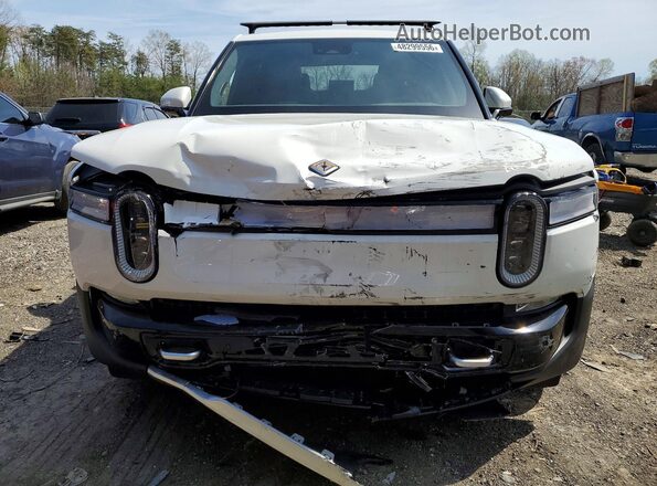 7FCTGAAA8PN022745 2023 RIVIAN R1T White Widok wnętrza z tyłu