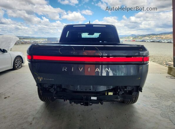 7FCTGAAA9NN013484 2022 RIVIAN R1T Серый Вид сзади