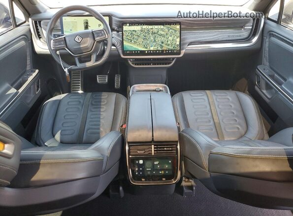 7FCTGAAL3NN003129 2022 RIVIAN R1T Green Vista del salpicadero
