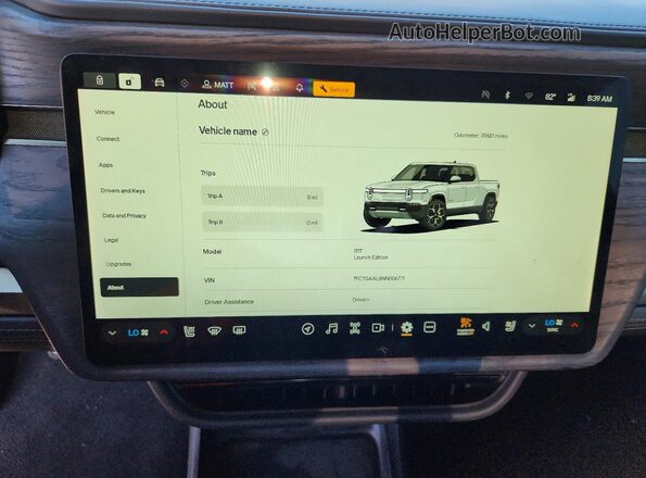7FCTGAAL8NN006771 2022 RIVIAN R1T Silver Widok zestawu wskaźników