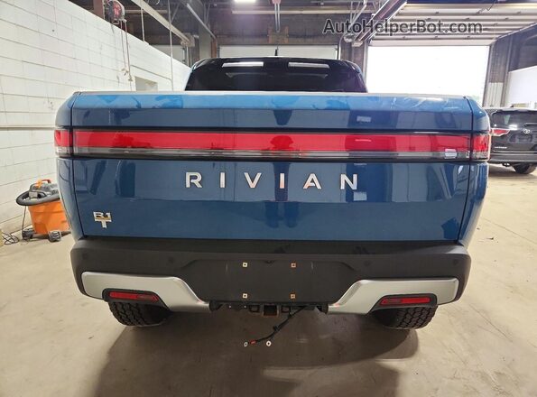7FCTGAAL9NN003619 2022 RIVIAN R1T Синий Вид сзади