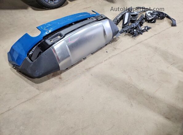 7FCTGAAL9NN003619 2022 RIVIAN R1T Синий Вид подкапотного пространства