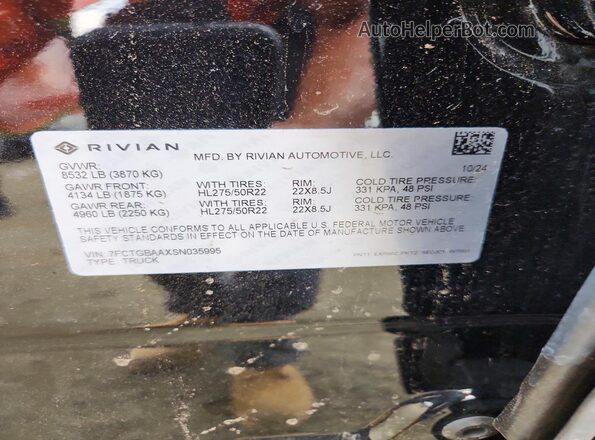 7FCTGBAAXSN035995 2025 RIVIAN R1T Black Vista del compartimento del motor