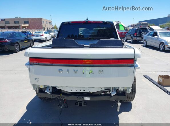 7FCTGFAAXTN043572 2026 RIVIAN R1T White 
