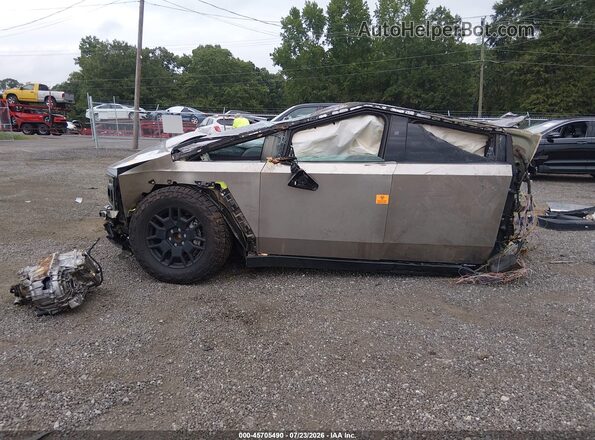 7G2CEHED0RA018354 2024 TESLA CYBERTRUCK Silver Вид задньої частини салону