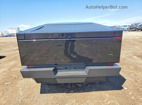7G2CEHED0RA027622 2024 TESLA CYBERTRUCK Black Вид ззаду