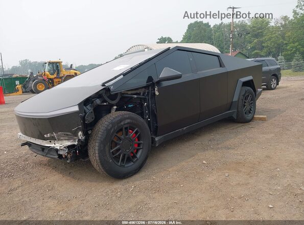7G2CEHED0SA066782 2025 TESLA CYBERTRUCK Black Przód lewy