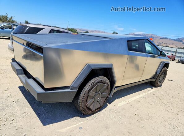 7G2CEHED1RA022557 2024 TESLA CYBERTRUCK Silver Rear right