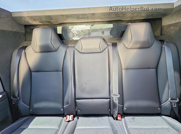 7G2CEHED1RA022557 2024 TESLA CYBERTRUCK Silver Rear seats view