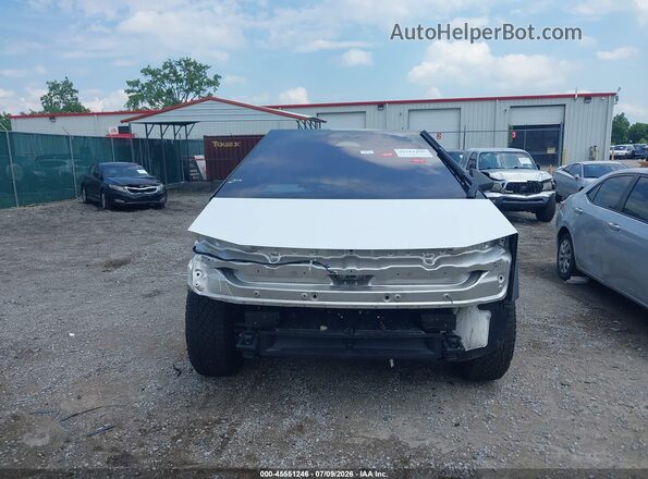 7G2CEHED1TA089795 2026 TESLA CYBERTRUCK Silver Widok wnętrza z tyłu
