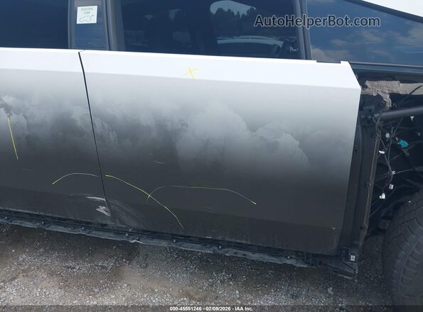 7G2CEHED1TA089795 2026 TESLA CYBERTRUCK Silver 