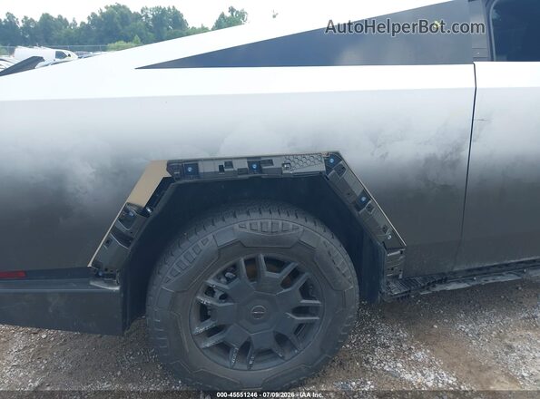 7G2CEHED1TA089795 2026 TESLA CYBERTRUCK Silver 