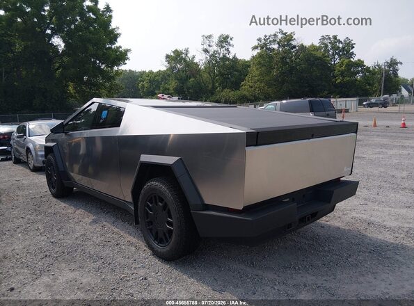 7G2CEHED2RA016671 2024 TESLA CYBERTRUCK Silver Задня ліва чверть