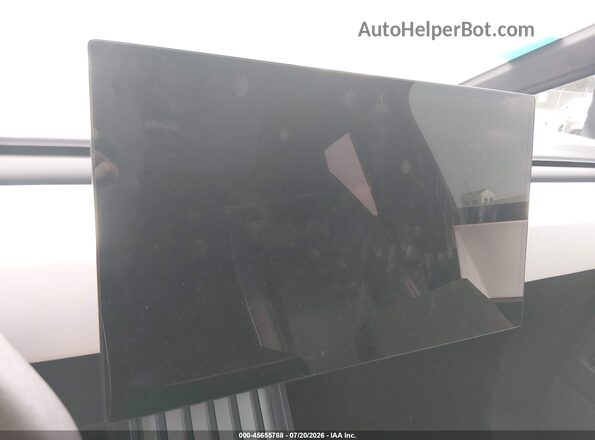 7G2CEHED2RA016671 2024 TESLA CYBERTRUCK Silver 