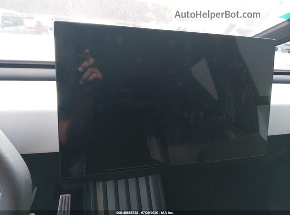 7G2CEHED2RA016671 2024 TESLA CYBERTRUCK Silver 
