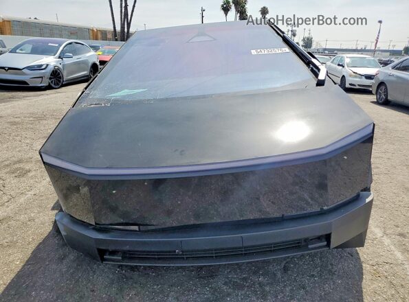 7G2CEHED2TA093855 2026 TESLA CYBERTRUCK Black Widok z przodu