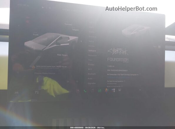 7G2CEHED3RA034953 2024 TESLA CYBERTRUCK Silver უკანა სავარძლების ხედი