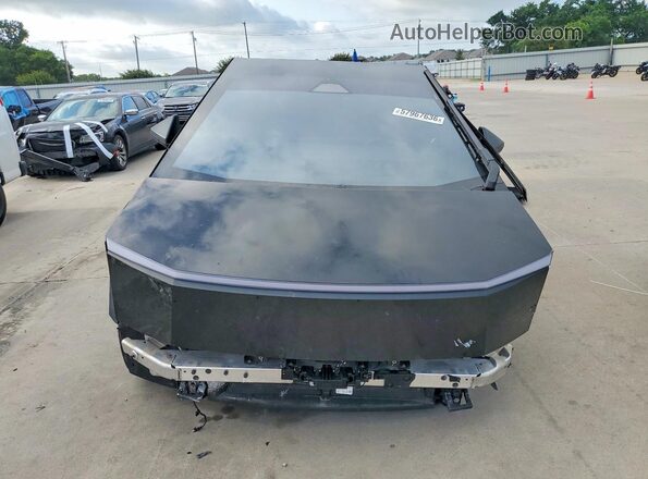 7G2CEHED3RA048206 2024 TESLA CYBERTRUCK Черный Вид спереди