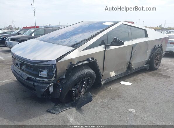 7G2CEHED3SA073449 2025 TESLA CYBERTRUCK Gray წინა მარცხენა ხედი სამი მეოთხედიდან